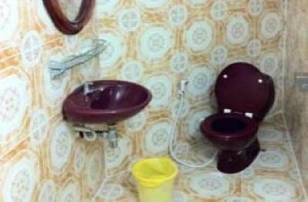 Golden World Guesthouse