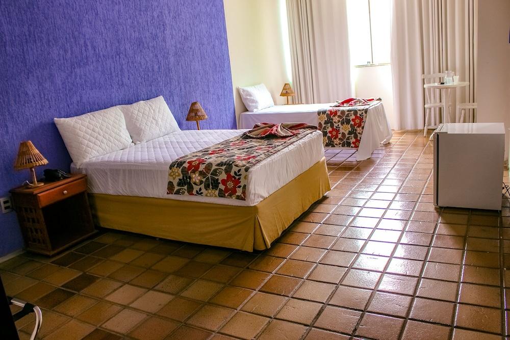 Hotel Tres Palmeiras