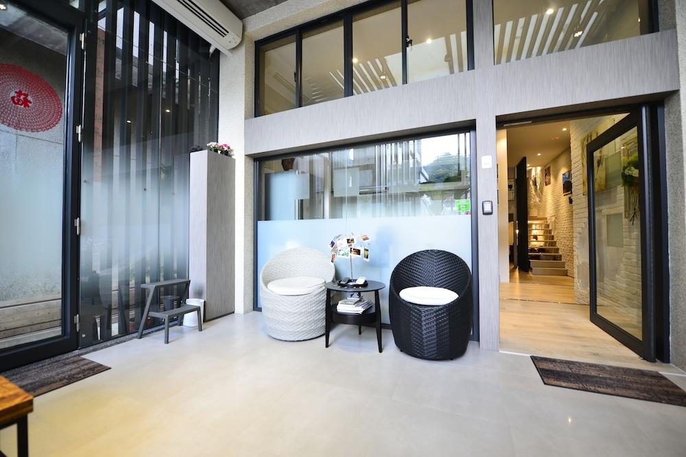 Happy House B&B, Juifan