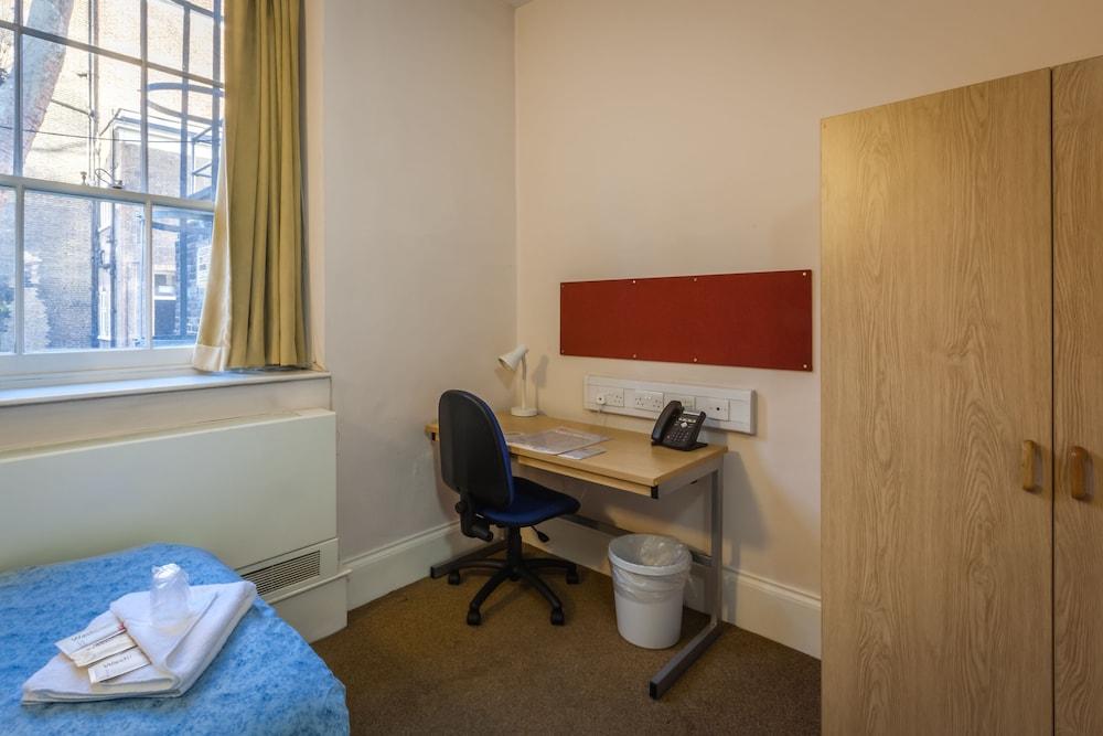 LSE Passfield Hall - Campus Accommodation