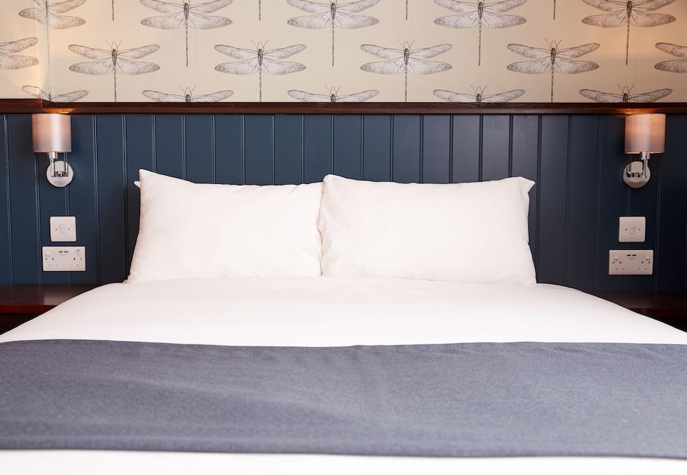 Corner House Hotel by Greene King Inns