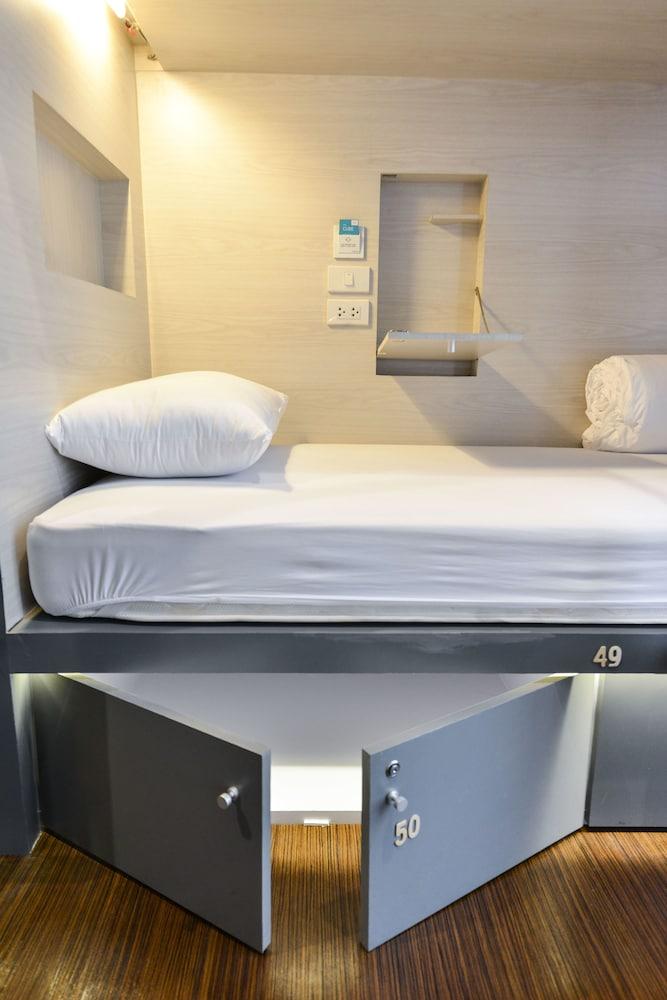 The Cube Hostel Silom