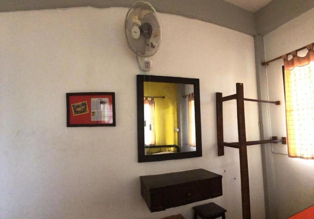 Trekker Camp Chiang Mai - Hostel