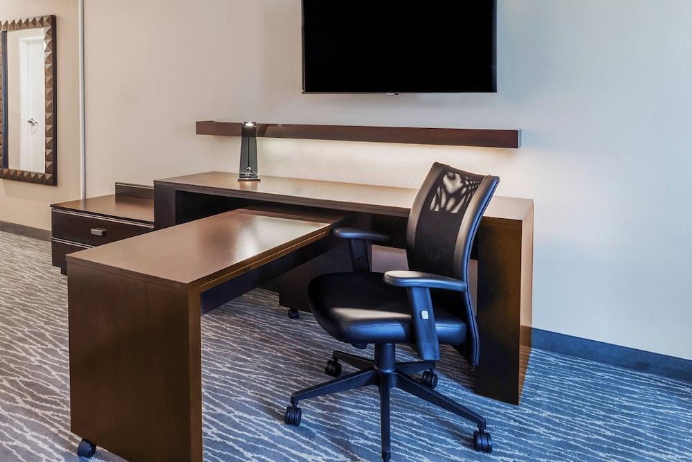 Courtyard Houston I-10 West/Park Row