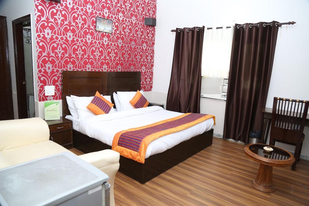 Pacific Inn Suryansh Hotel