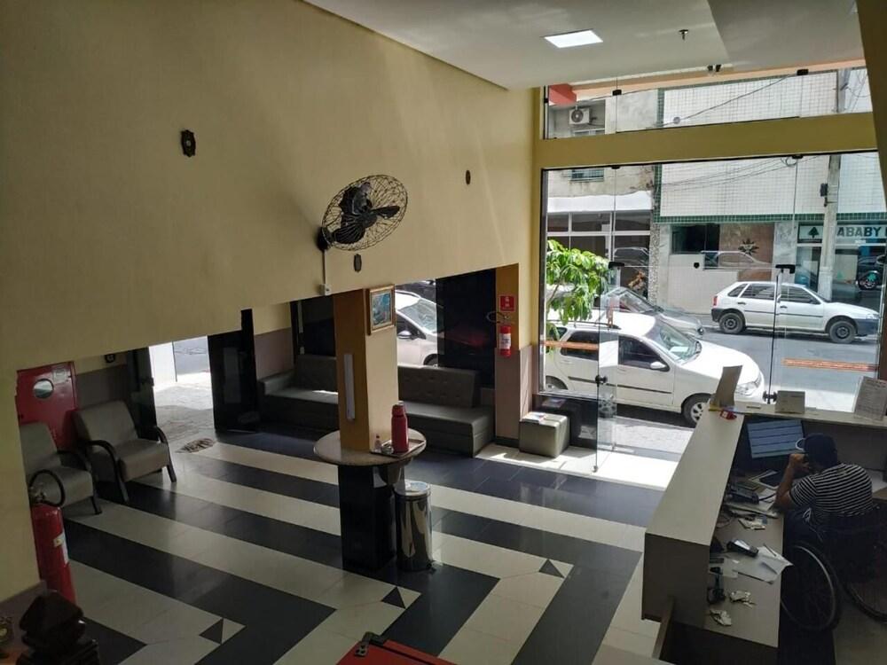 Hollywood Palace Hotel