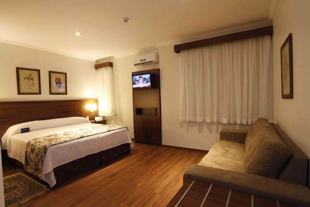 São Carlos Marklin Suítes