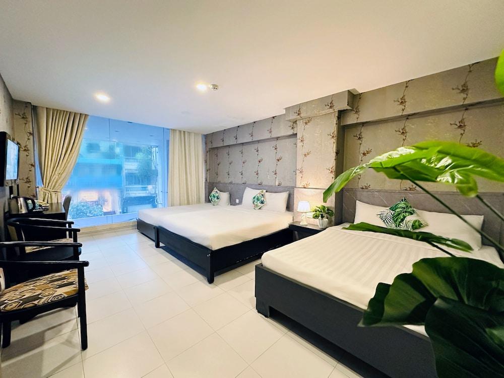 Centana Saigon Hotel