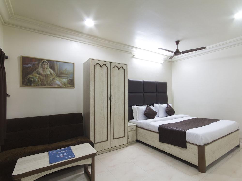 OYO 935 Hotel Palkhee