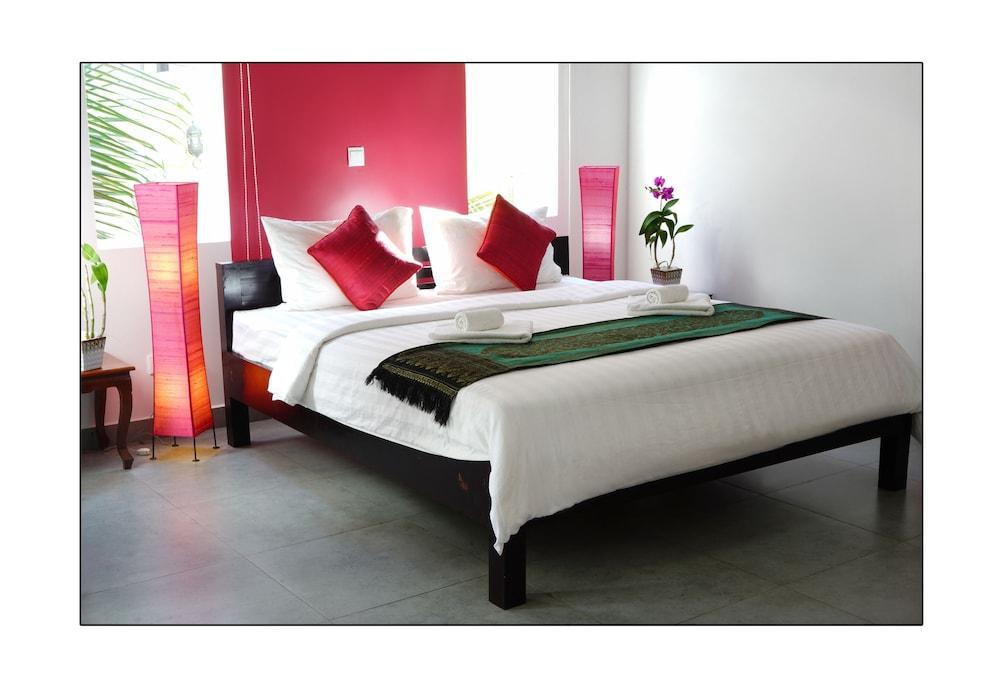 Paris Angkor Boutique