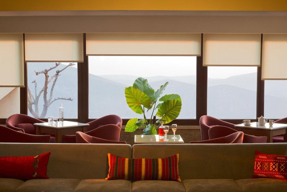 Ellinon Thea Arachova