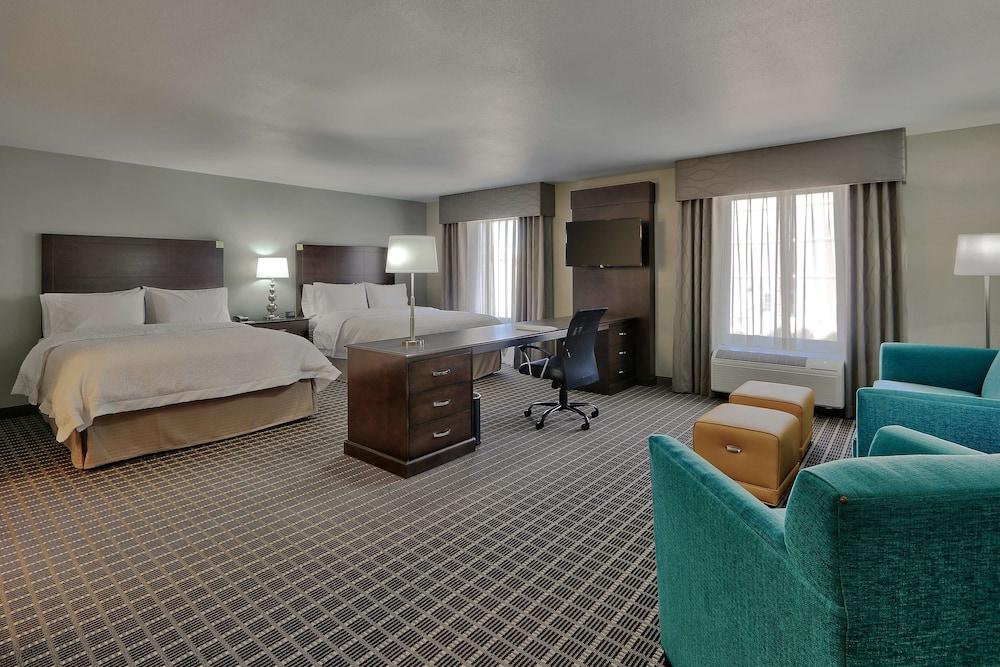 Hampton Inn & Suites Albuquerque Airport