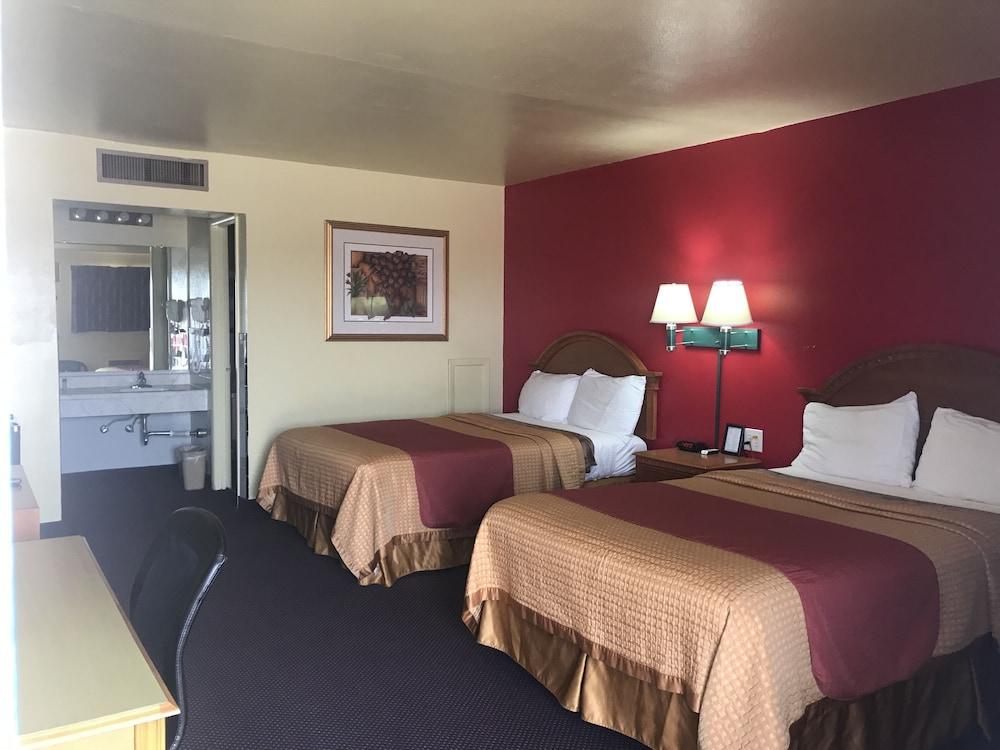 Shamrock Country Inn