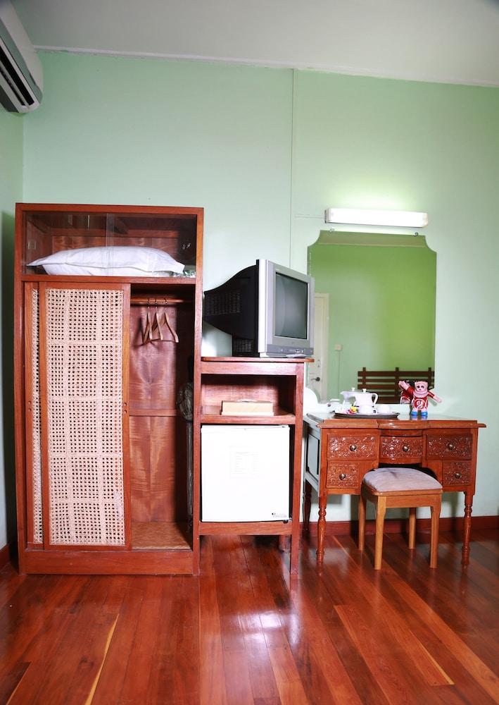 Thante Hotel- Nyaung Oo