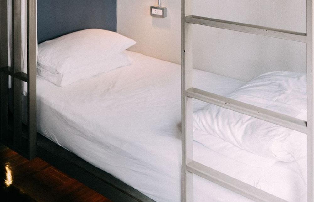 Monomer Hostel Bangkok