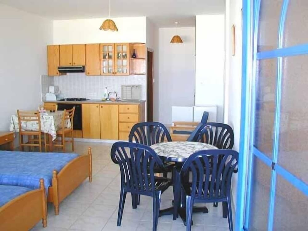 Sun Camero Apartments