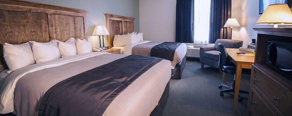 Junction Inn Suites & Conference Center