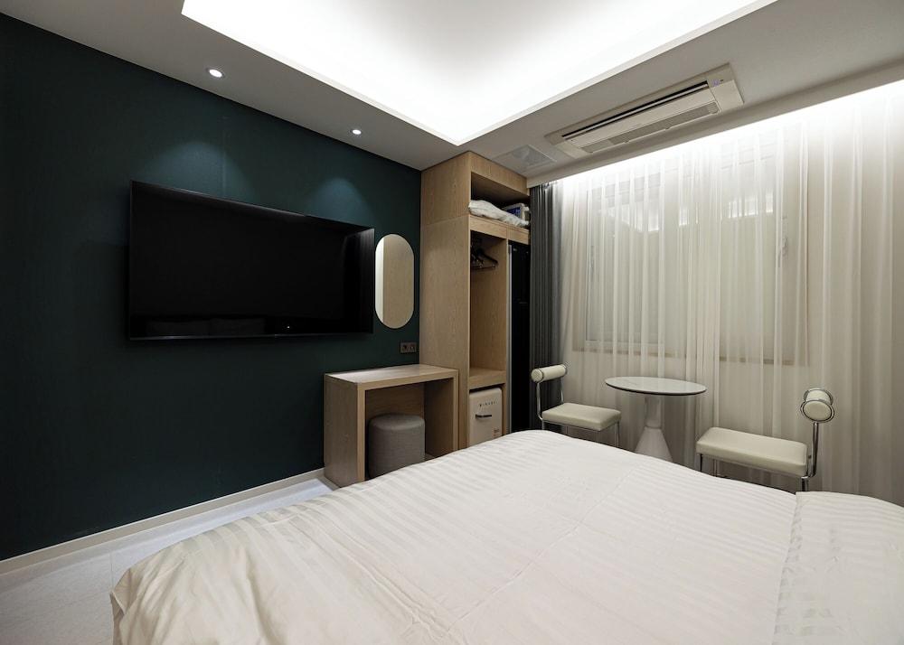 Hound Hotel Gwangju Cheomdan