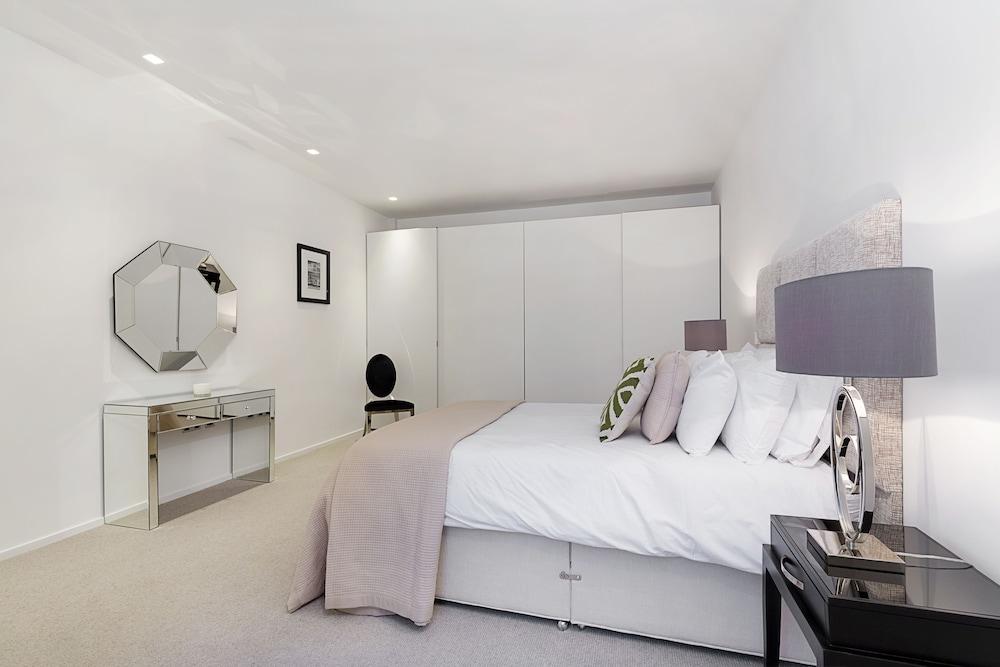 Oxford Circus Penthouses