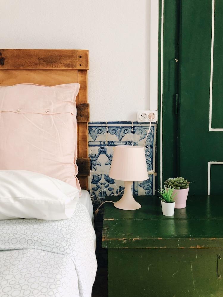 WOT New Lisbon Social