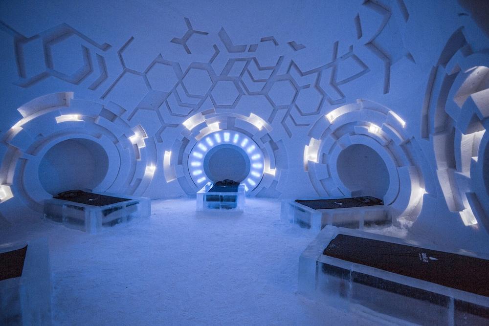 Lapland Hotels Snow Village