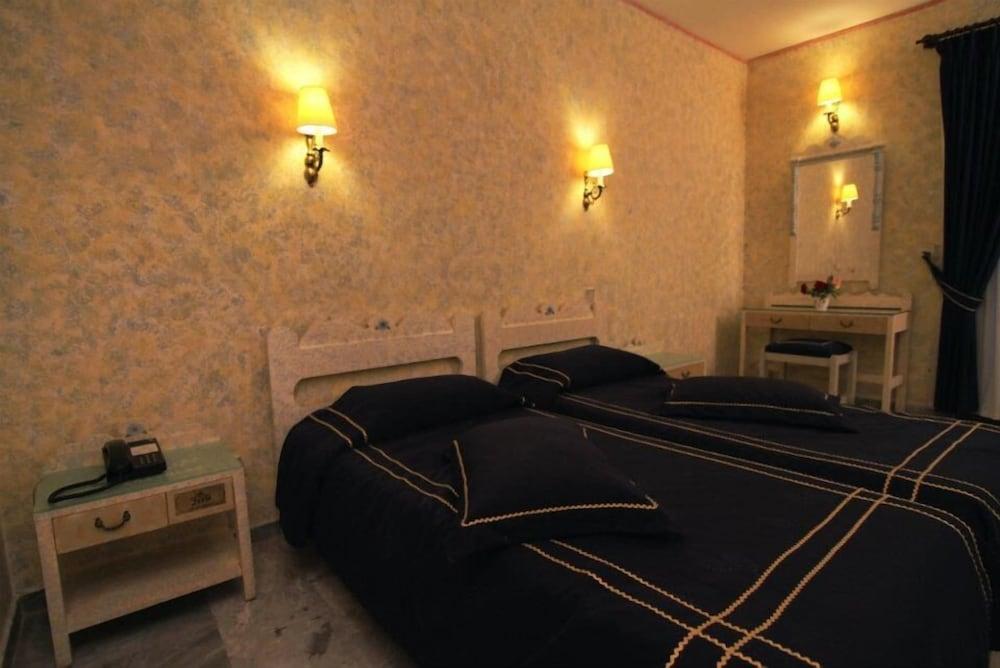 Mytilana Village Hotel