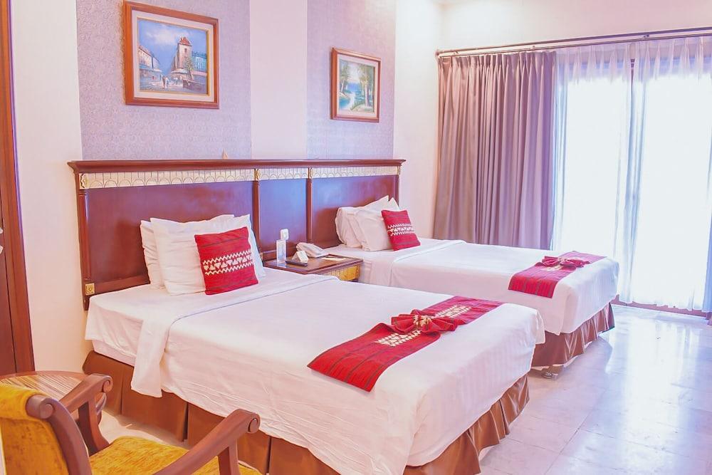 Bukit Randu Hotel and Restaurant