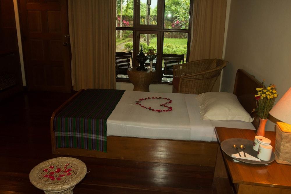 Golden Sunrise Hotel