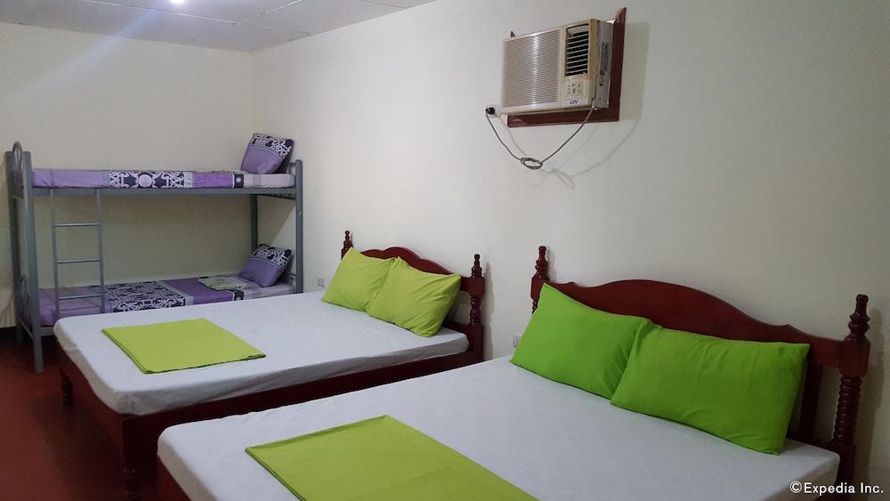 OYO 671 Natua's Cabin