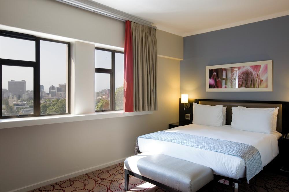 Sunsquare Cape Town Gardens