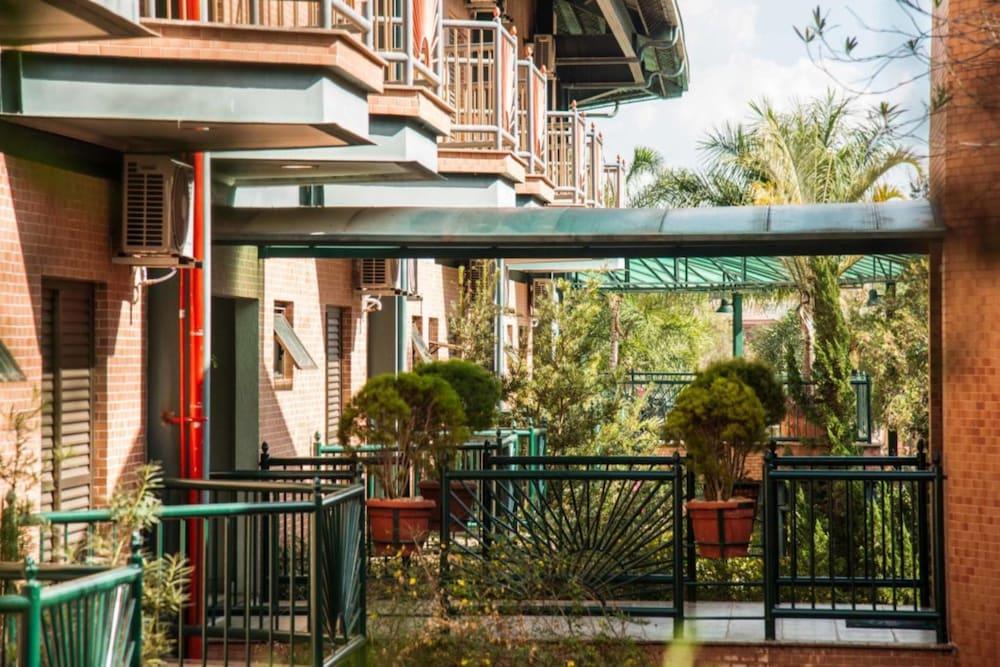 Oscar Inn Eco Resort