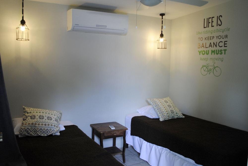 La Bicicleta Hostal - Hostel