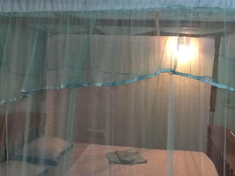 Catamaran Beach Home and Restaurant