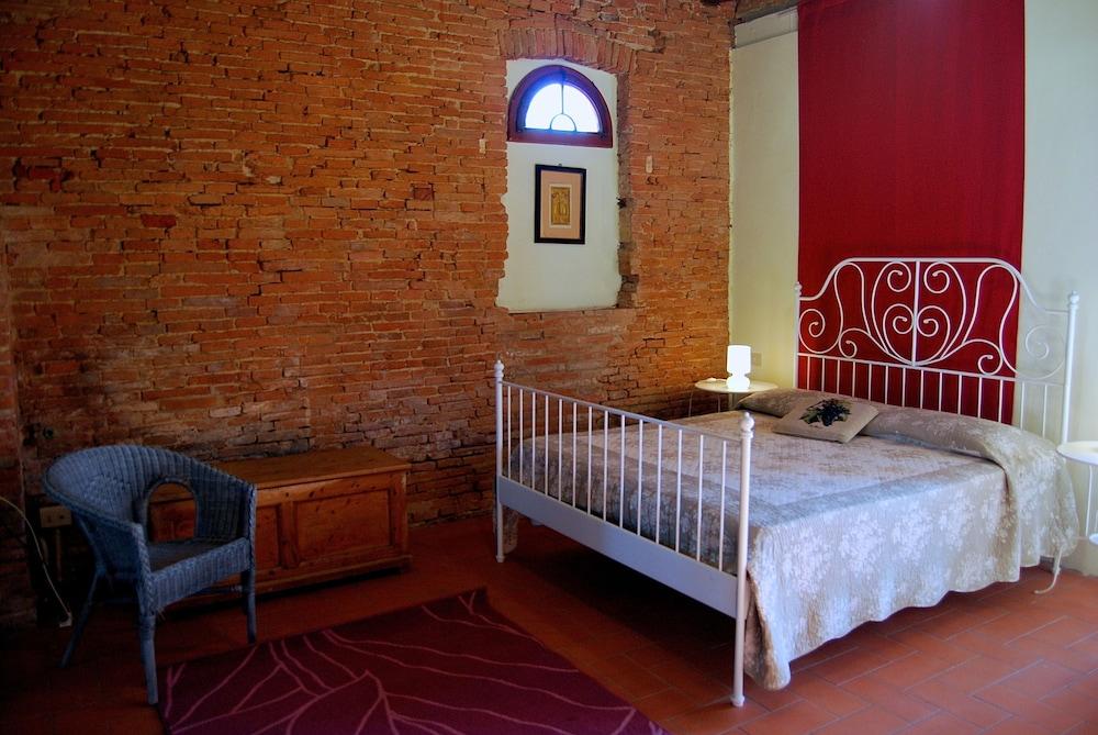 Fattoria Santa Lucia