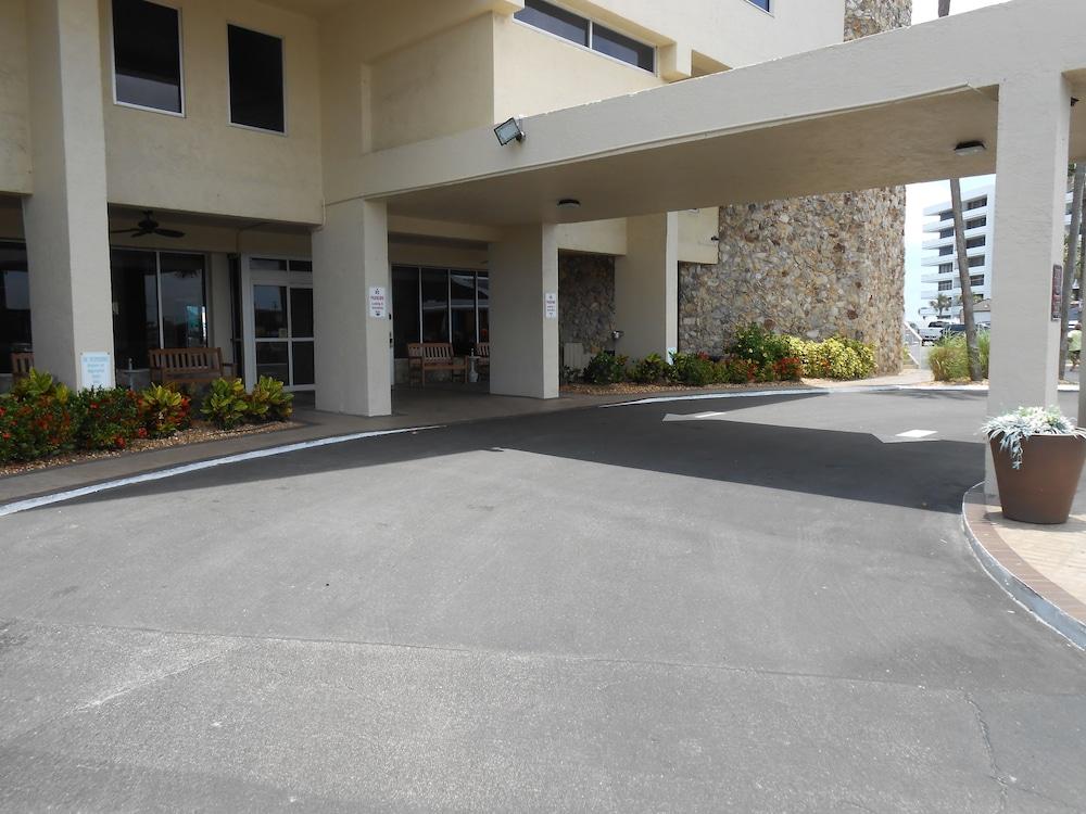 Ocean East Resort Club