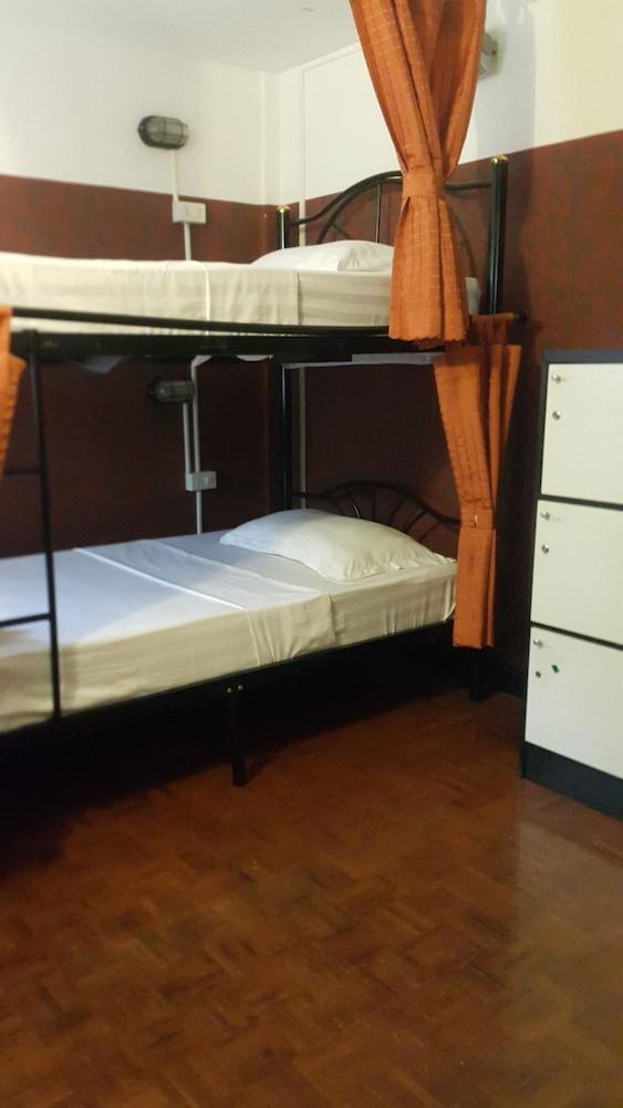 999 Triple Nine Guesthouse & Hostel Chiangmai