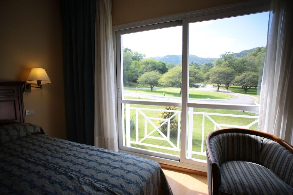 Howard Johnson by Wyndham, Villa General Belgrano