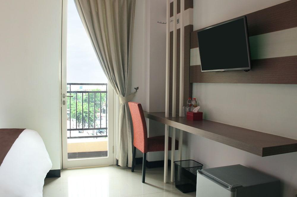 Luxpoint Hotel Surabaya