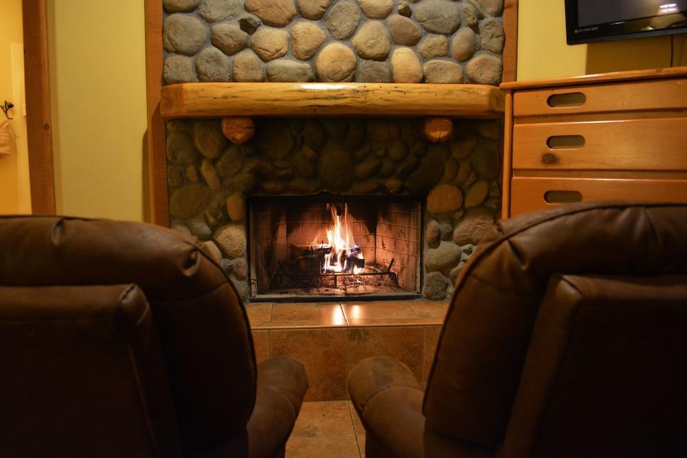 Callahan's Mountain Lodge