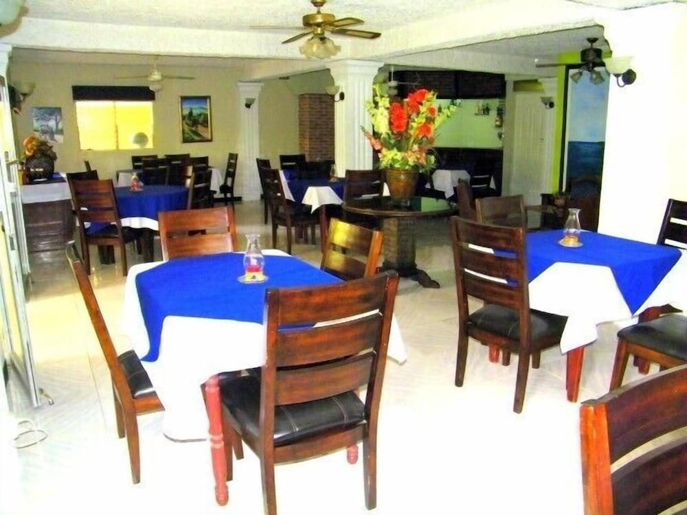 Chic Hotel Montecristi