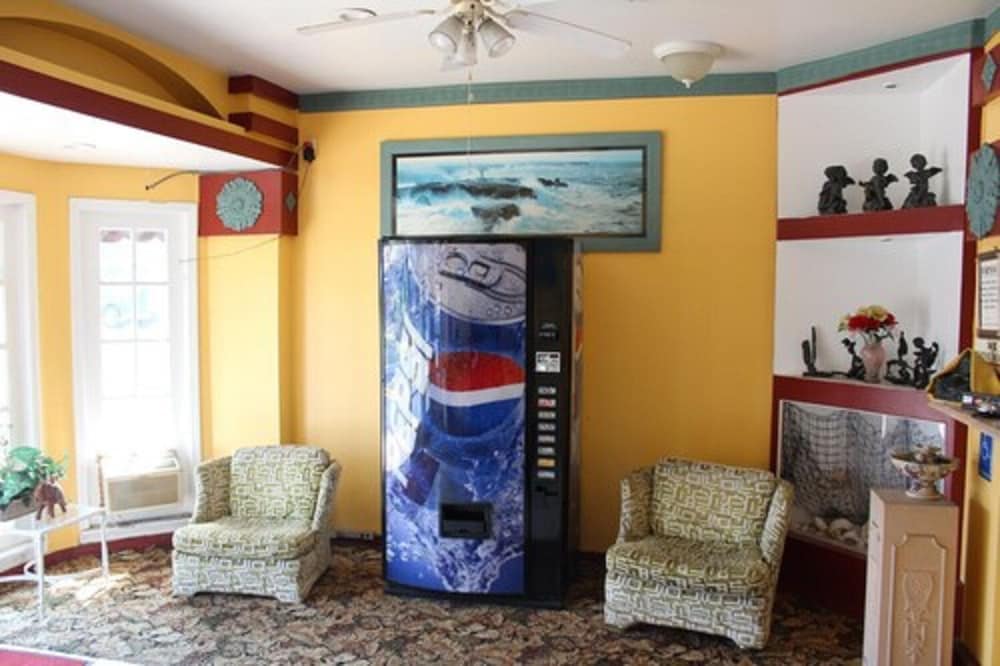 Oceanside Inn and Suites