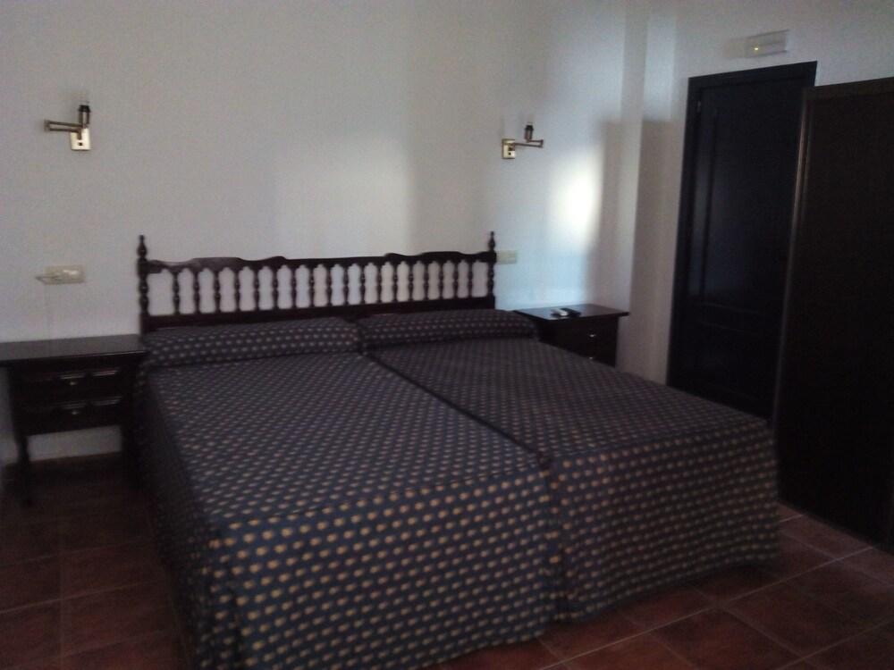 Hospedería Los Mellizos