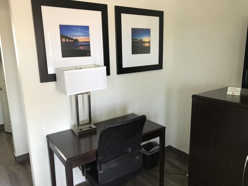 Hi View Inn & Suites