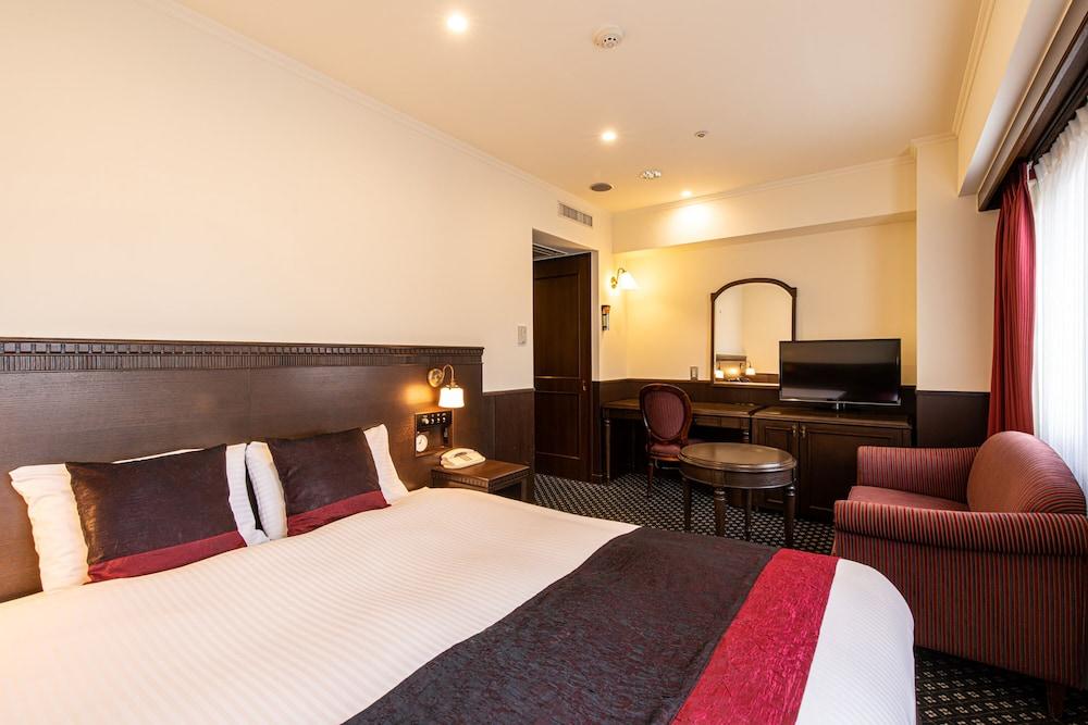 Kobe Tor Road Hotel Sanraku