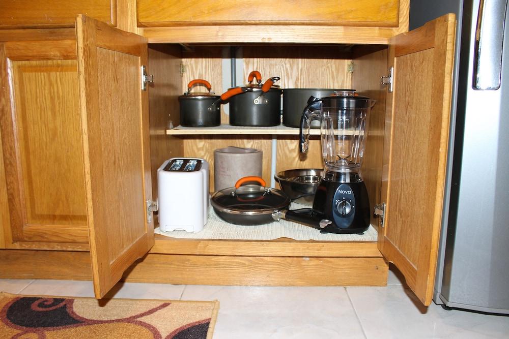 Sunset Strip Acadia Guest Apartment