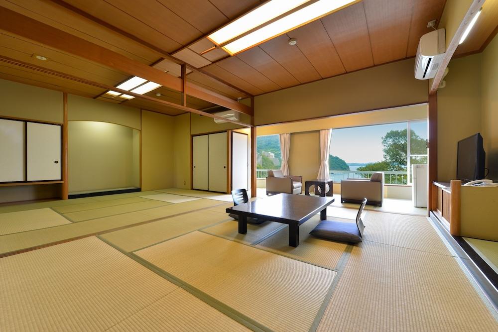 Ooedo Onsen Monogatari Hotel Suiyotei