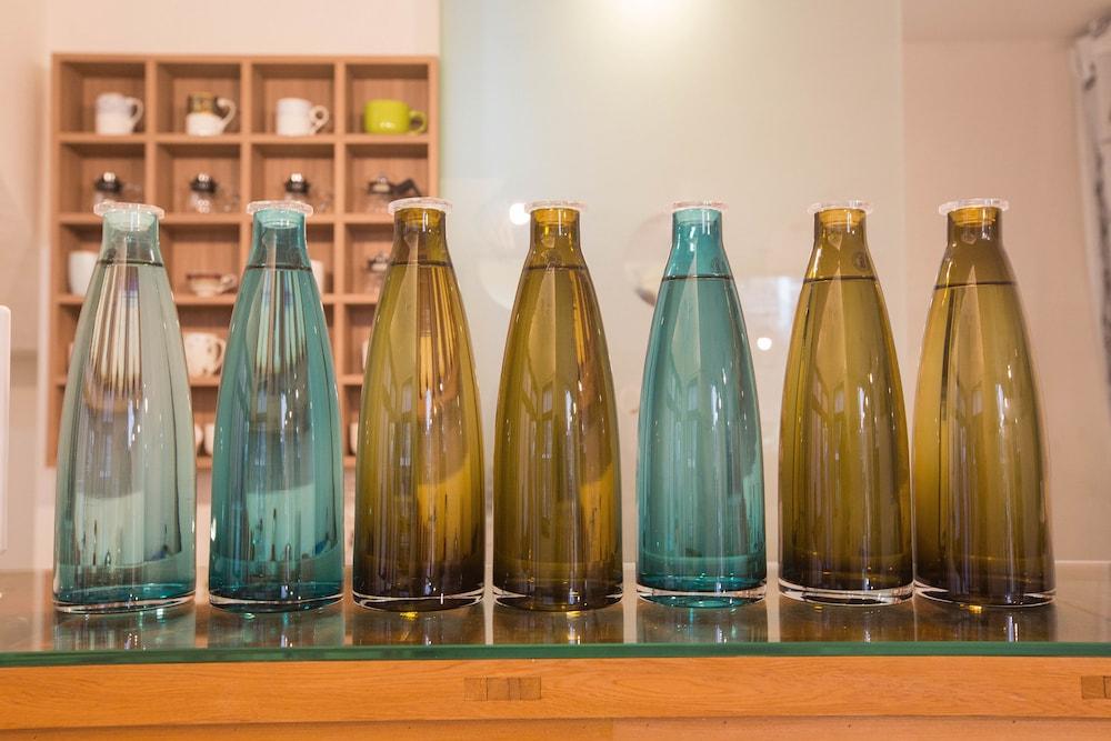 Two Meters Lane Two Hall