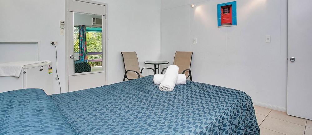 Caravella Backpackers