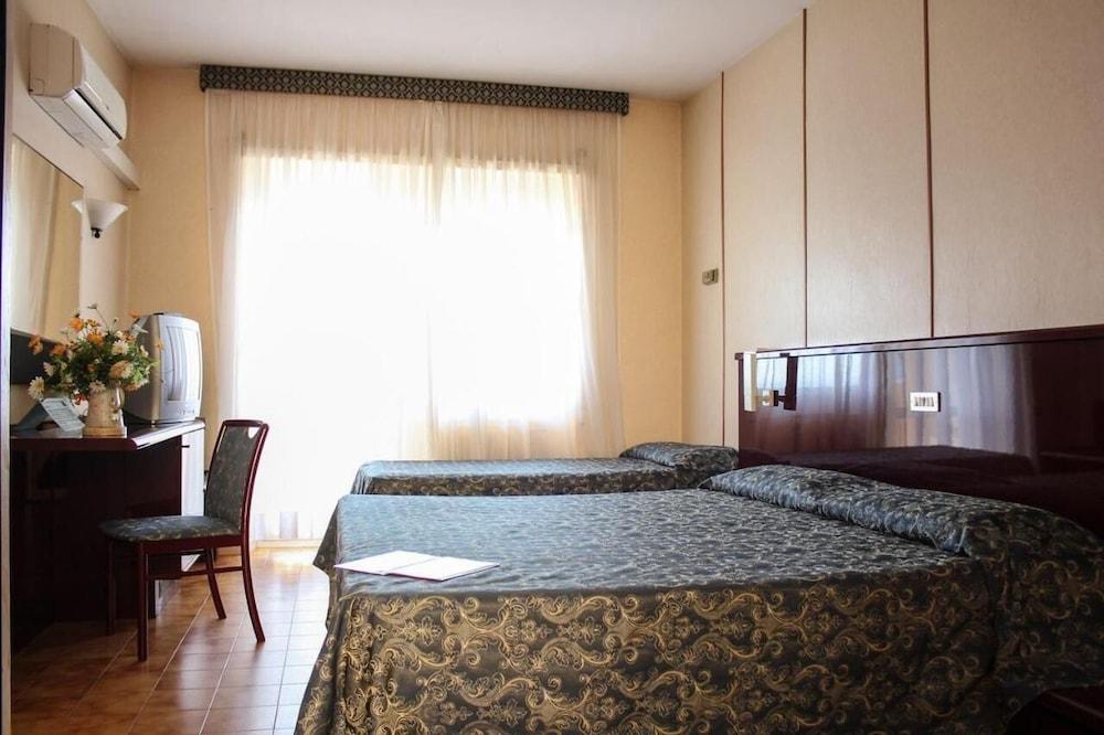 Grand Hotel Dei Cesari Dependance