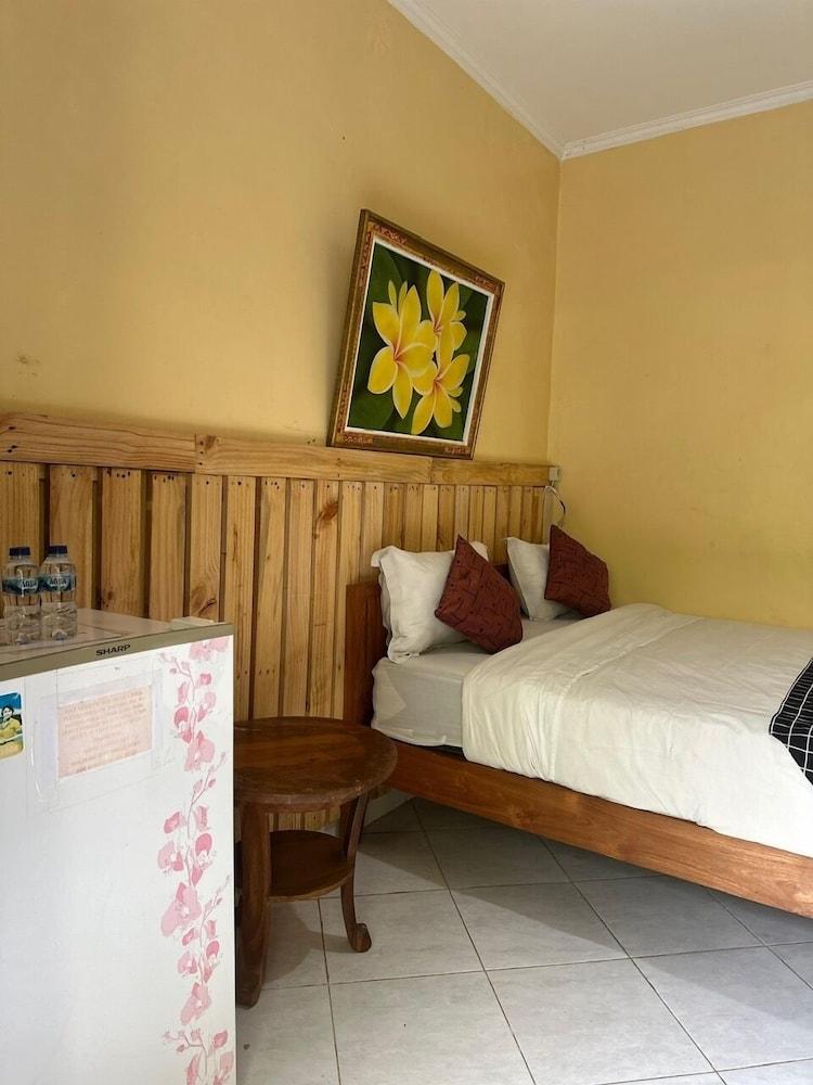 Sari Buana Bed & Breakfast